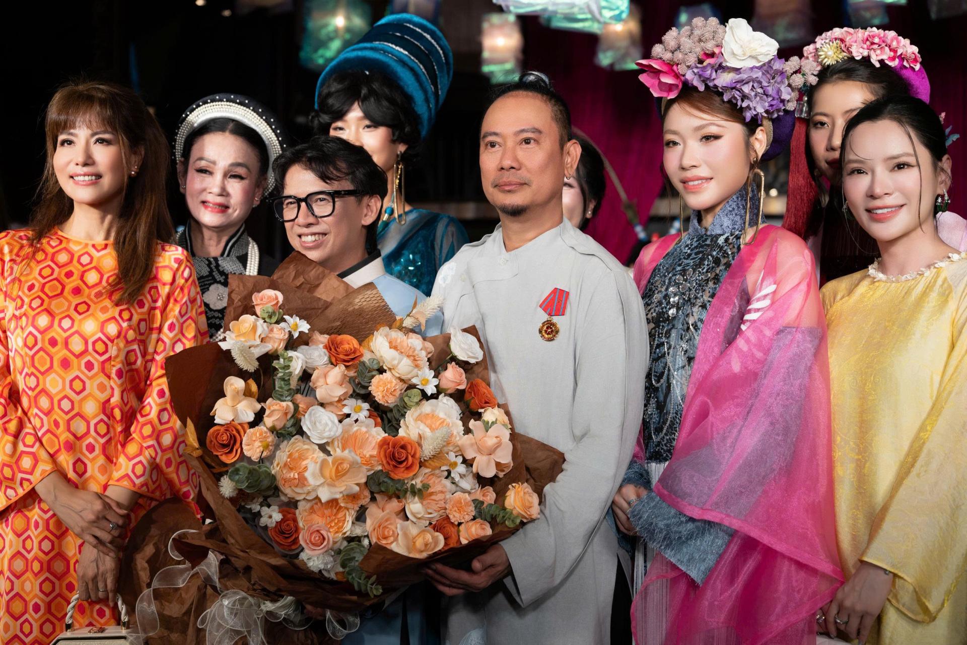 Ngôn ngữ thiết kế của Võ Việt Chung